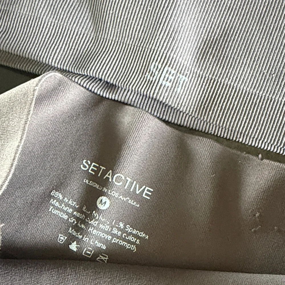 Set Active Matching Set - Picture 3 of 3